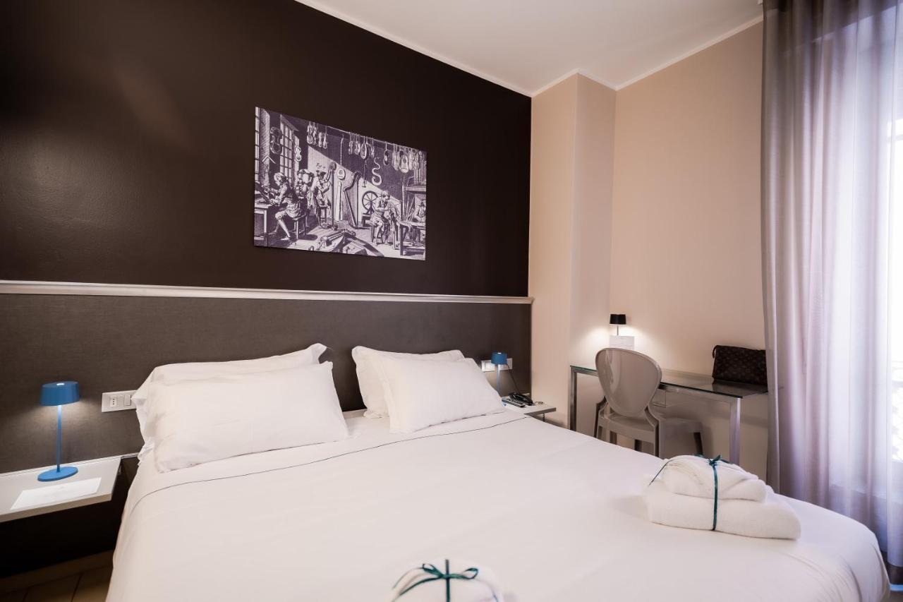 Hotel Duomo Кремона Экстерьер фото